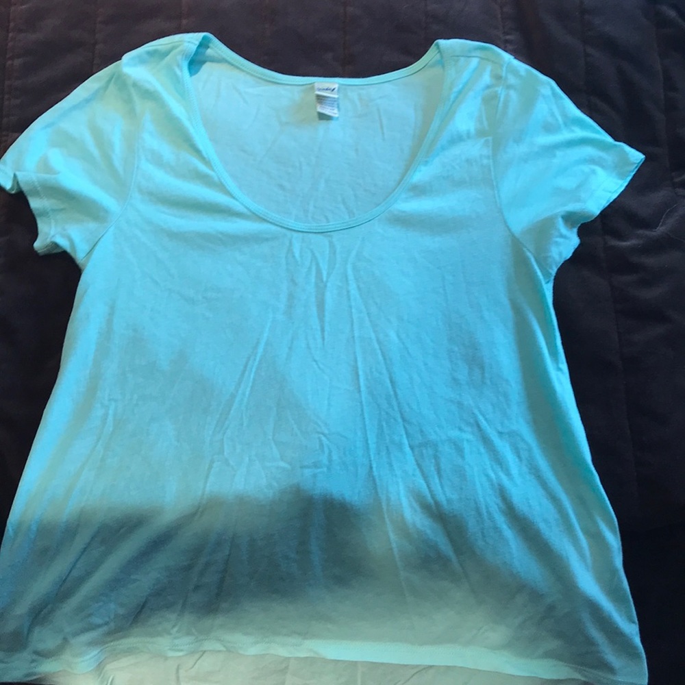 Tee shirt